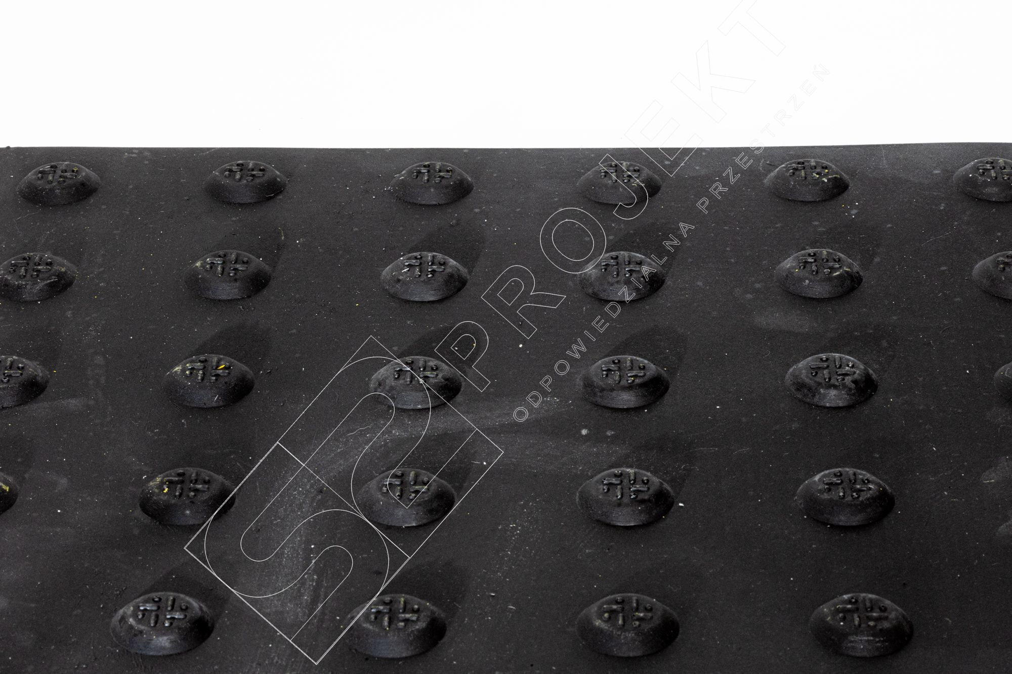 S2MO2-Płyta ostrzegawcza z poliuretanu z wykończeniem antypoślizgowym - obrazek 7